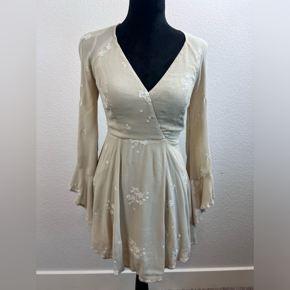 Free People Jasmine Embroidered Mini Dress Size 0 - Picture 1 of 9
